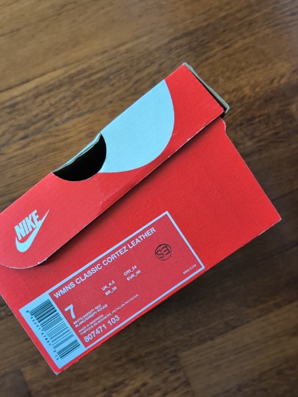 Nike Women's Classic Cortez Leather - Picture 2 of 7